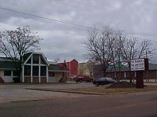2nd image of 511 Academy Rd