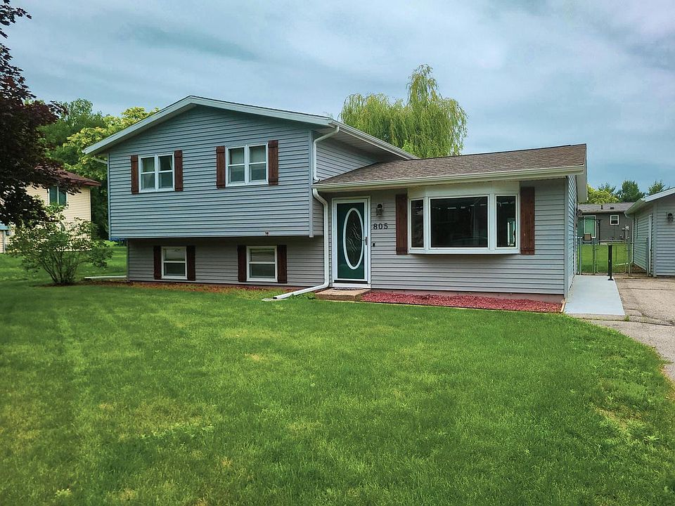 1st image of 805 Evergreen DRIVE