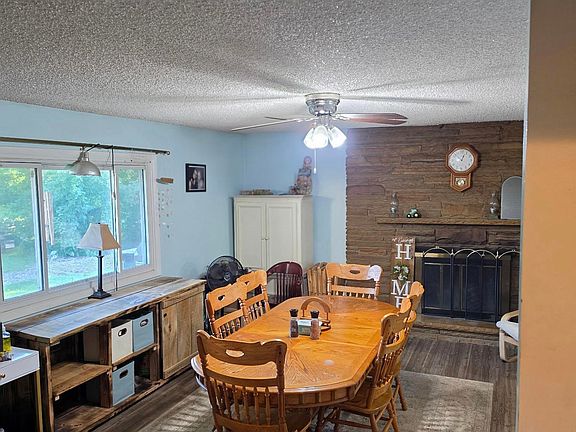 5th image of 12271 Burt Rd