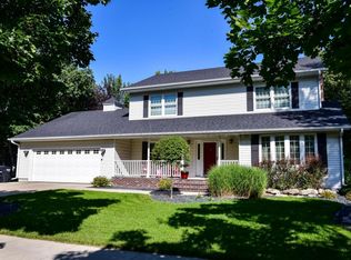 3001 Maple St N, Fargo, ND 58102