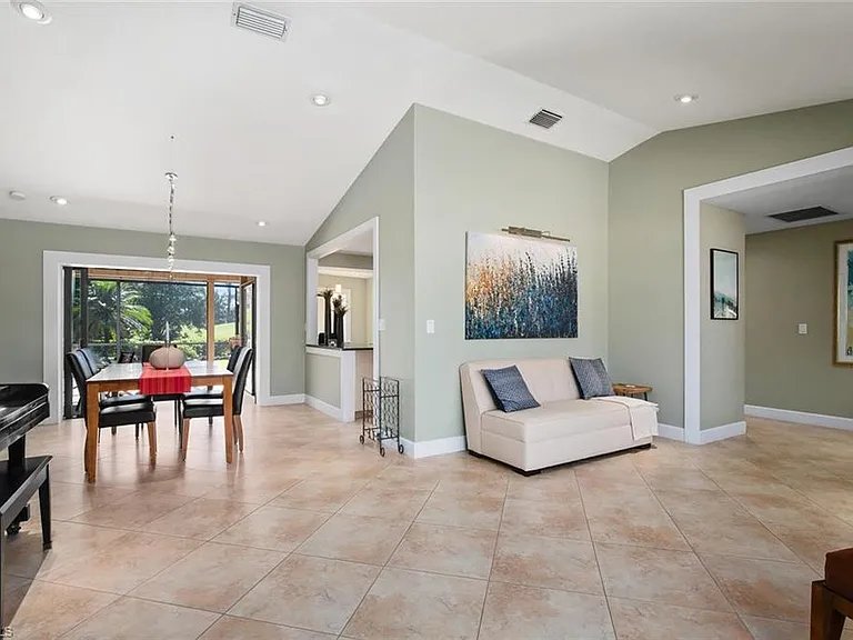 9977 Treasure Cay Ln — Photo 3