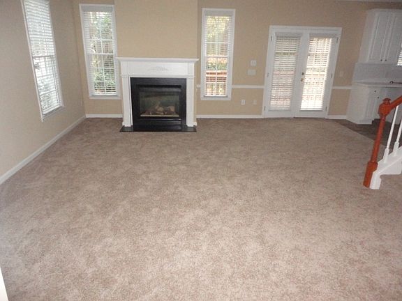 2nd image of 744 Gardenside Cir SE