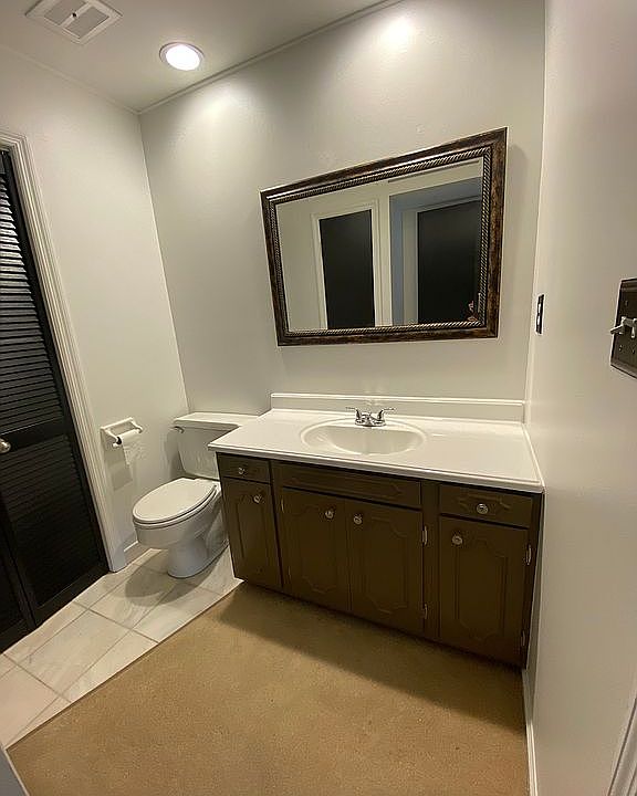 1394 - Downstairs Bathroom