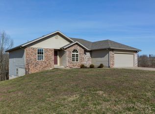 200 Bear Cub Ct, Highlandville, MO 65669