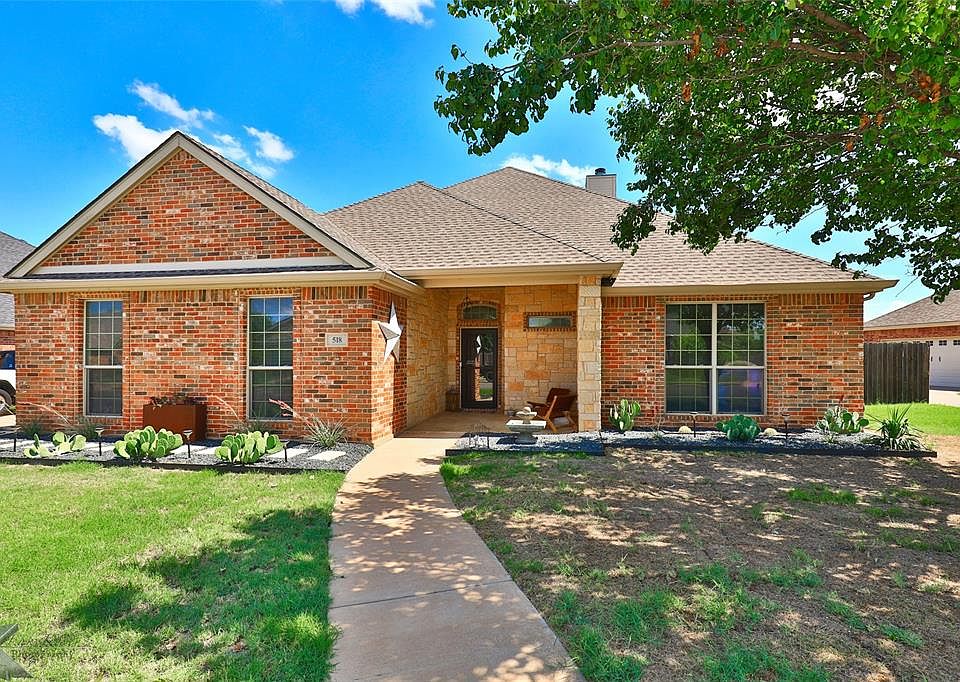 1st image of 518 Lone Star Dr