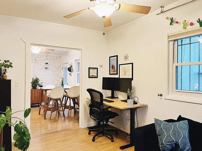 1059 N Emerson St #C — Photo 15