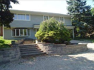 5th image of 12 Ledgewood Dr