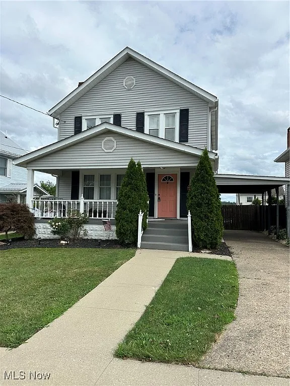 3708 Collins Way photo 1