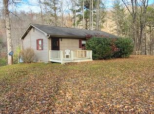 611 Little Ellijay Rd, Franklin, NC 28734
