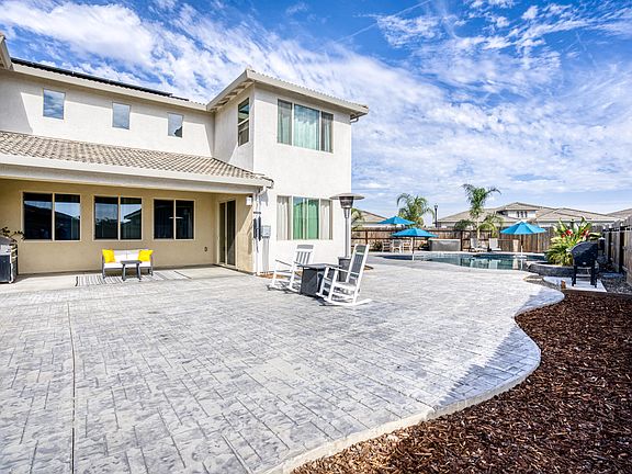 4th image of 1267 Gold King Place Circle Place