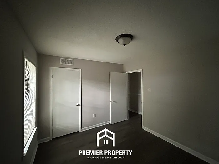 3857 Clemmer Dr — Photo 16