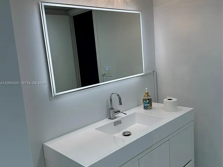 600 Three Islands Blvd #1113 — Photo 17