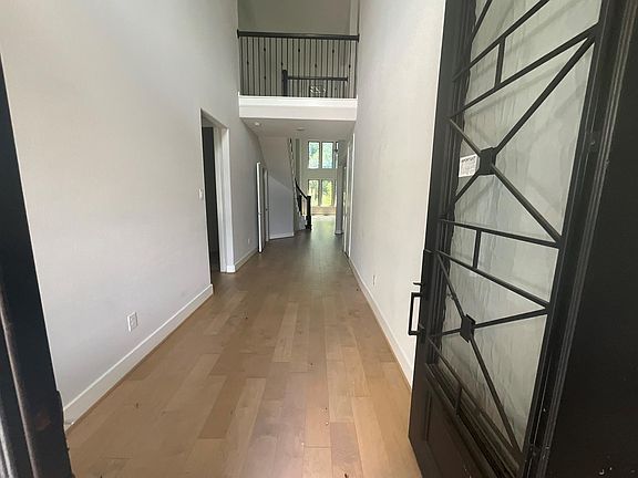4th image of 4934 Bent Tree Dr