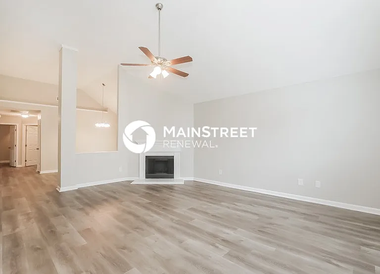 4878 Wilkins Station Dr — Photo 4