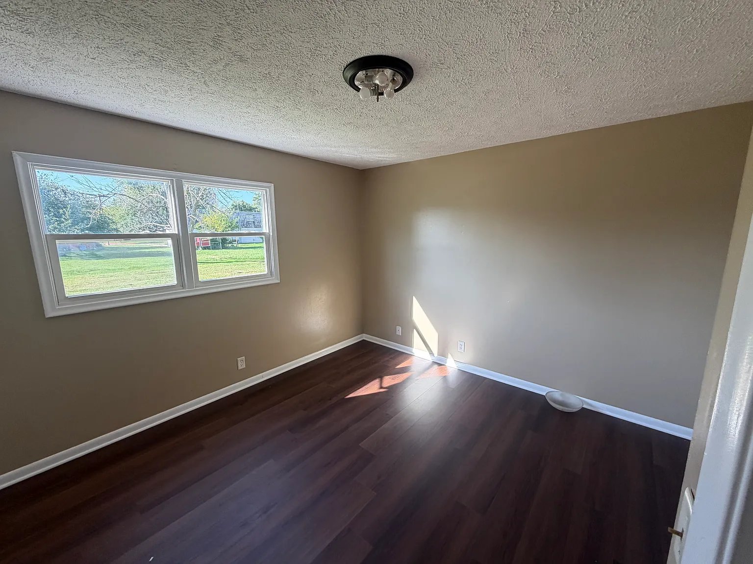 1 bed, $750 — Photo 3