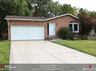 7749 E Linden Ln, Parma, OH 44130