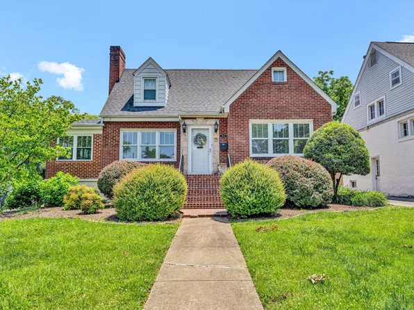 1902 Avon Rd SW, Roanoke, VA 24015