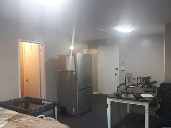 3031 Edwin Avenue image 2 of 8