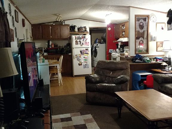 2nd image of 107 E Park St