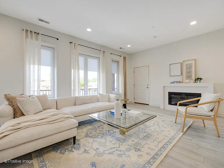 7355 W Grand Ave #3 — Photo 8