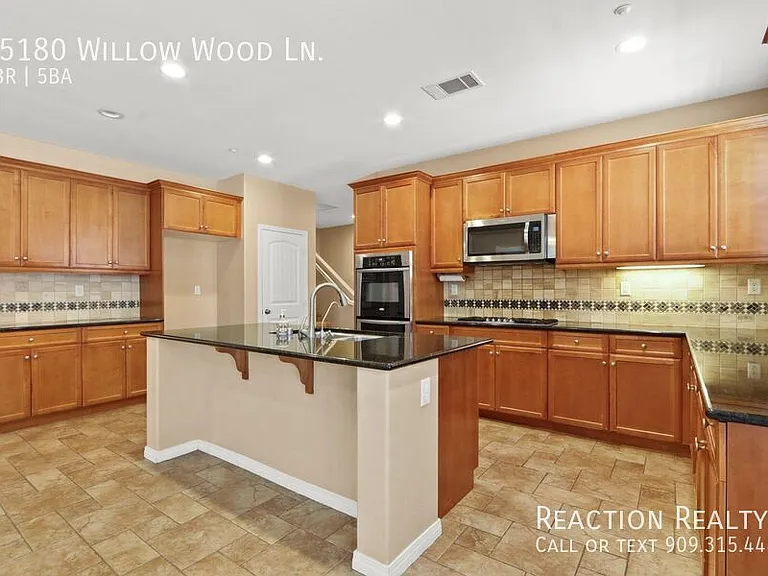 15180 Willow Wood Ln — Photo 8