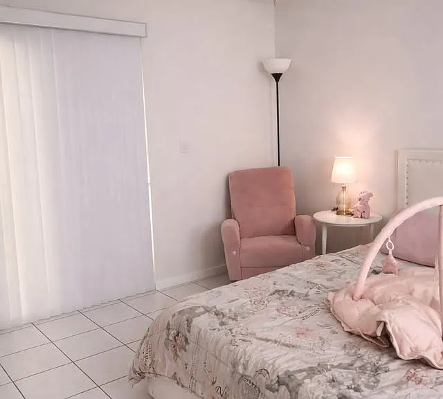 9800 Hammocks Blvd — Photo 3