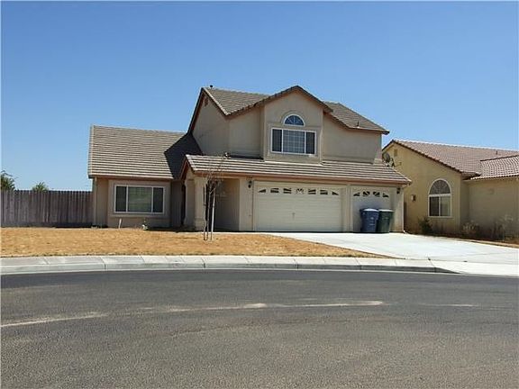 2nd image of 680 Woodbridge Ct