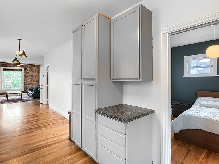 2646 Stout St — Photo 10