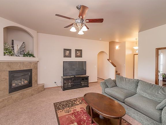 5th image of 3770 Watkins Way