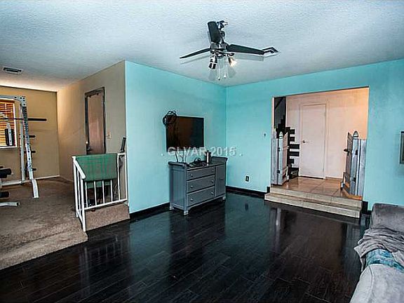 4th image of 4713 La Fonda Dr