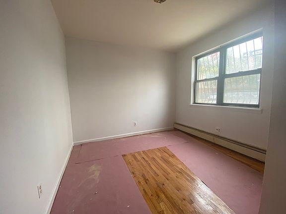 5th image of 150 Stanhope St #1F