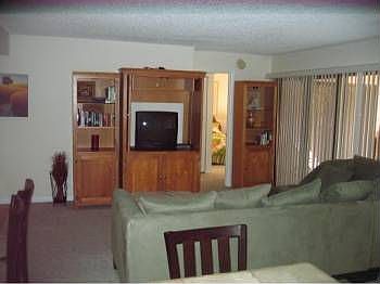 4th image of 330 N Ocean