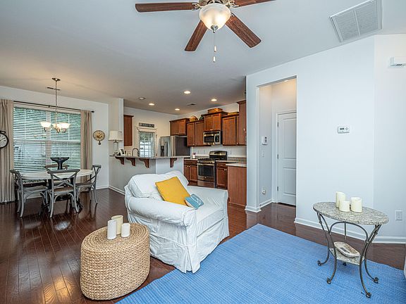 4th image of 1638 Saint Johns Parrish Way