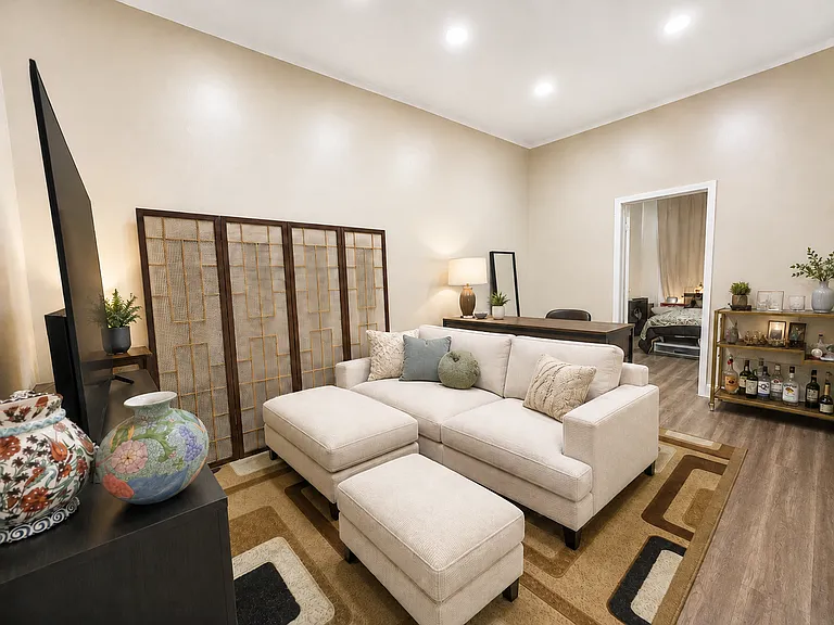418 Wilson Ave #3 — Photo 6