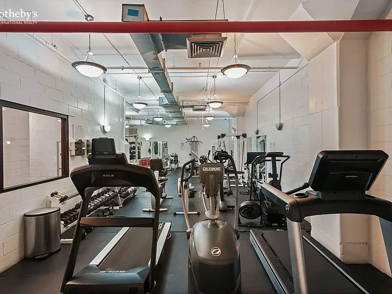 535 Dean St #418 — Photo 14