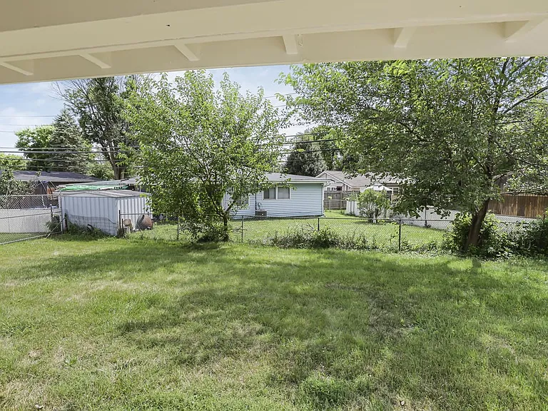 7399 Wollam Ave — Photo 54