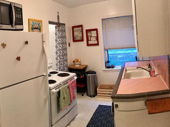5th image of 1083 E 3rd Ave #2