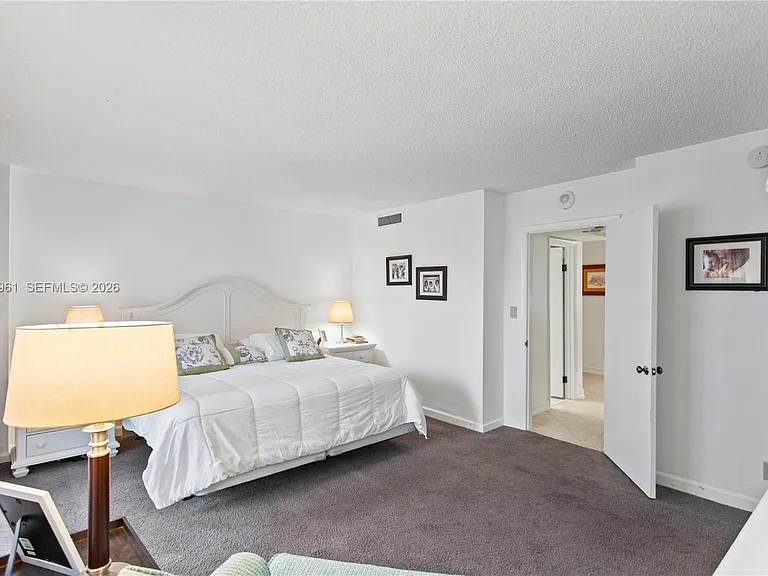 4280 Galt Ocean Dr #3G — Photo 23