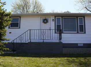 420 Colby St, Bourbon, MO 65441