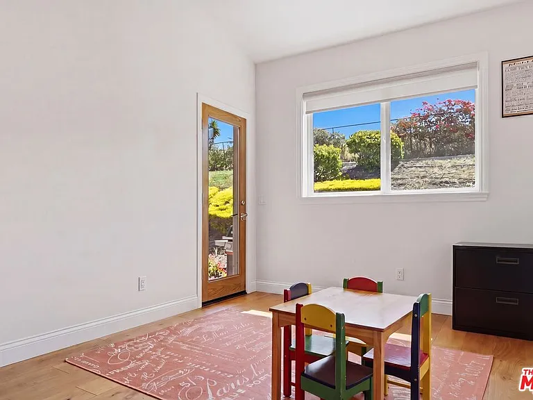 30429 Morning View Dr — Photo 25