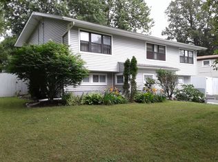 80 Creek Run Rd, Newburgh, NY 12550