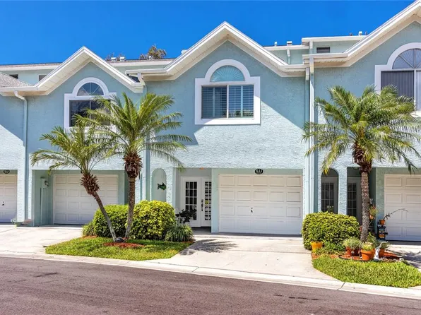 611 Garland Cir, Indian Rocks Beach, FL 33785