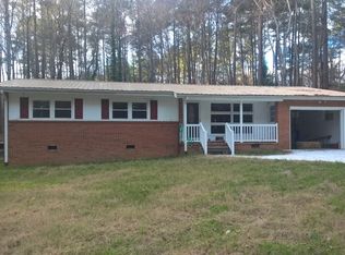 717 Kenmore Rd, Chapel Hill, NC 27514