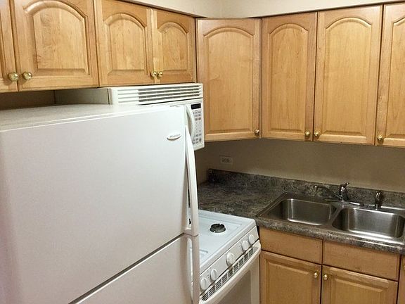 5th image of 7929 W Grand Ave APT 408