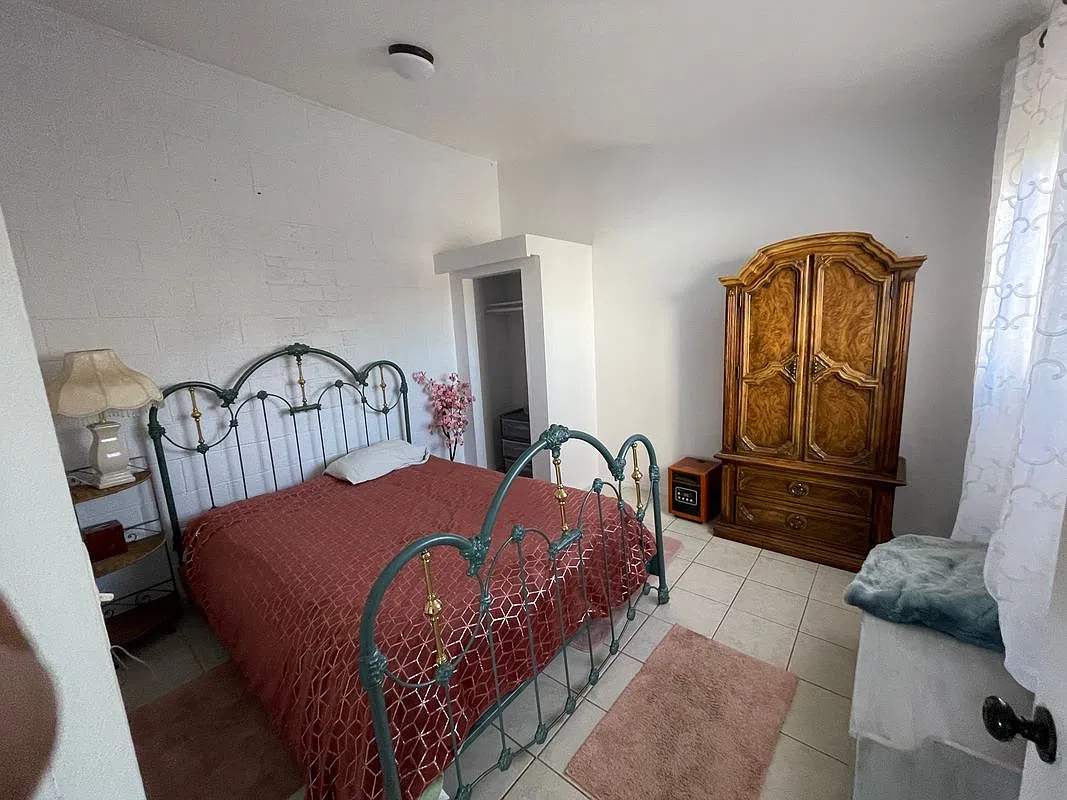 1 bed, 1.0 bath, 600 sqft, $1,300 — Photo 2