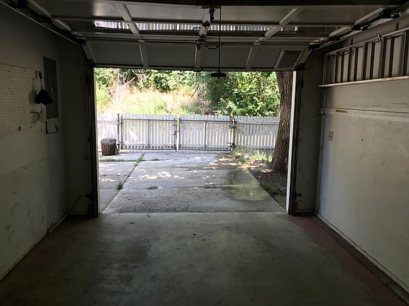 Deep Garage