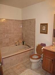 3rd image of 20328 Robin Ln NE