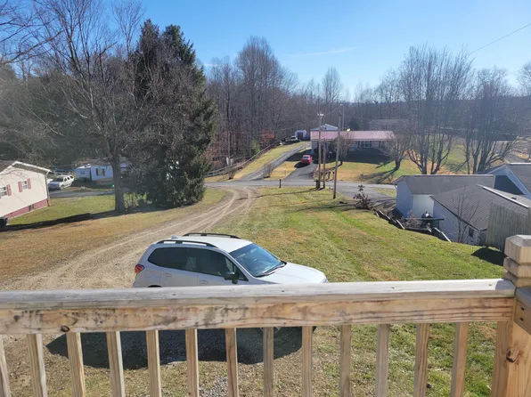 222 Blackburn St, Beckley, WV 25801
