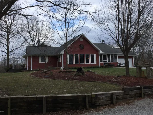 2815 Kaolin Rd, Cobden, IL 62920