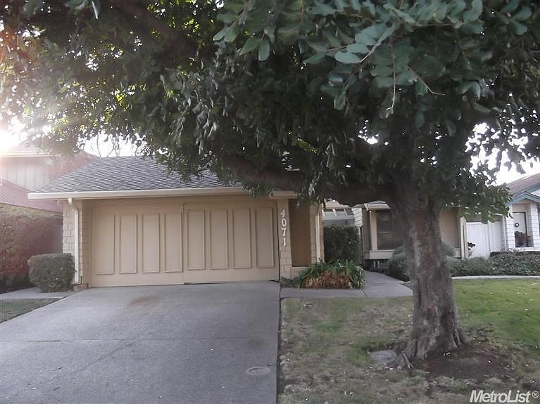 1st image of 4071 Five Mile Dr